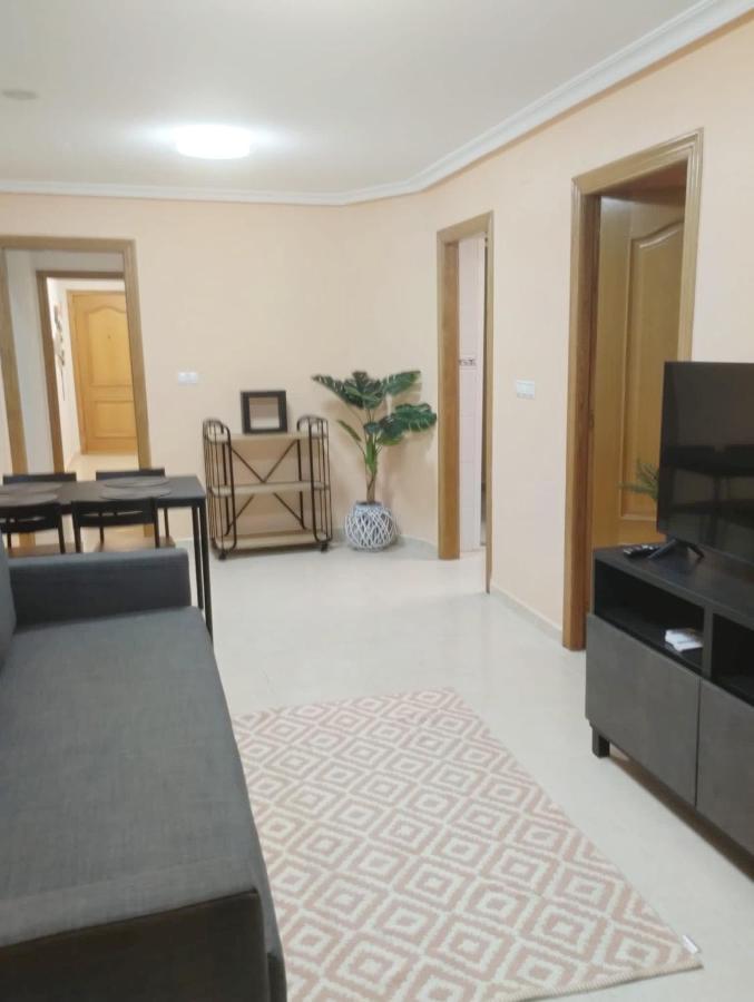 Torrevieja 2 Bedroom Holiday Apartment Exterior foto